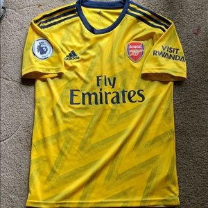 Arsenal 2019-2020 away kit